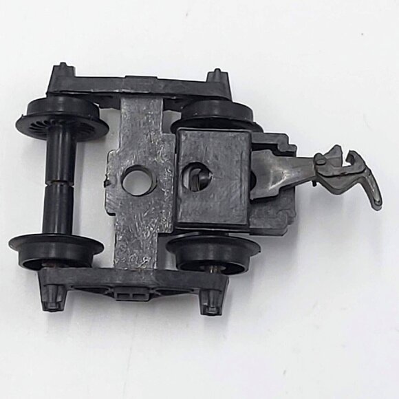 Trucks Wheels Couplers-HO Scale-Ready to Mount for Model Trains - Set of 6 - Picture 6 of 16
